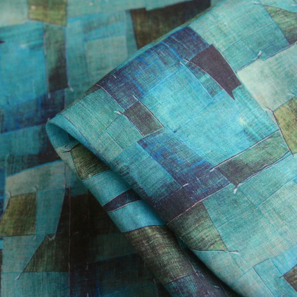 Ocean Ways Washed Printed Linen