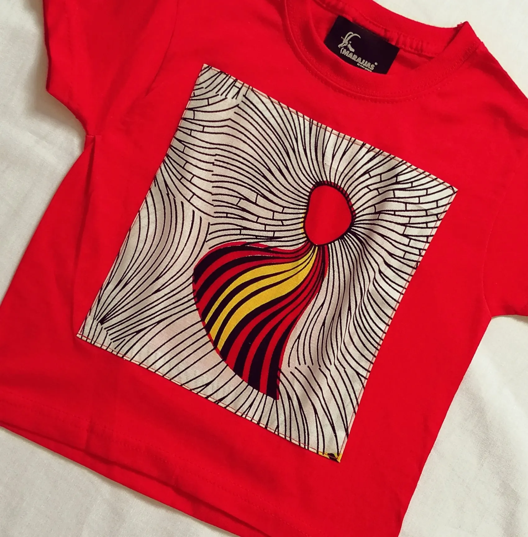 T-shirt in red with Ankara